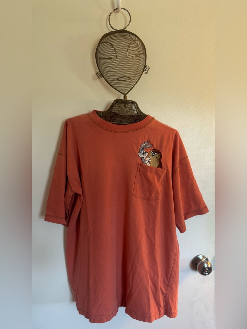 Vintage Acme Clothing Co. Looney Tunes T-shirt - XL - Salmon Color